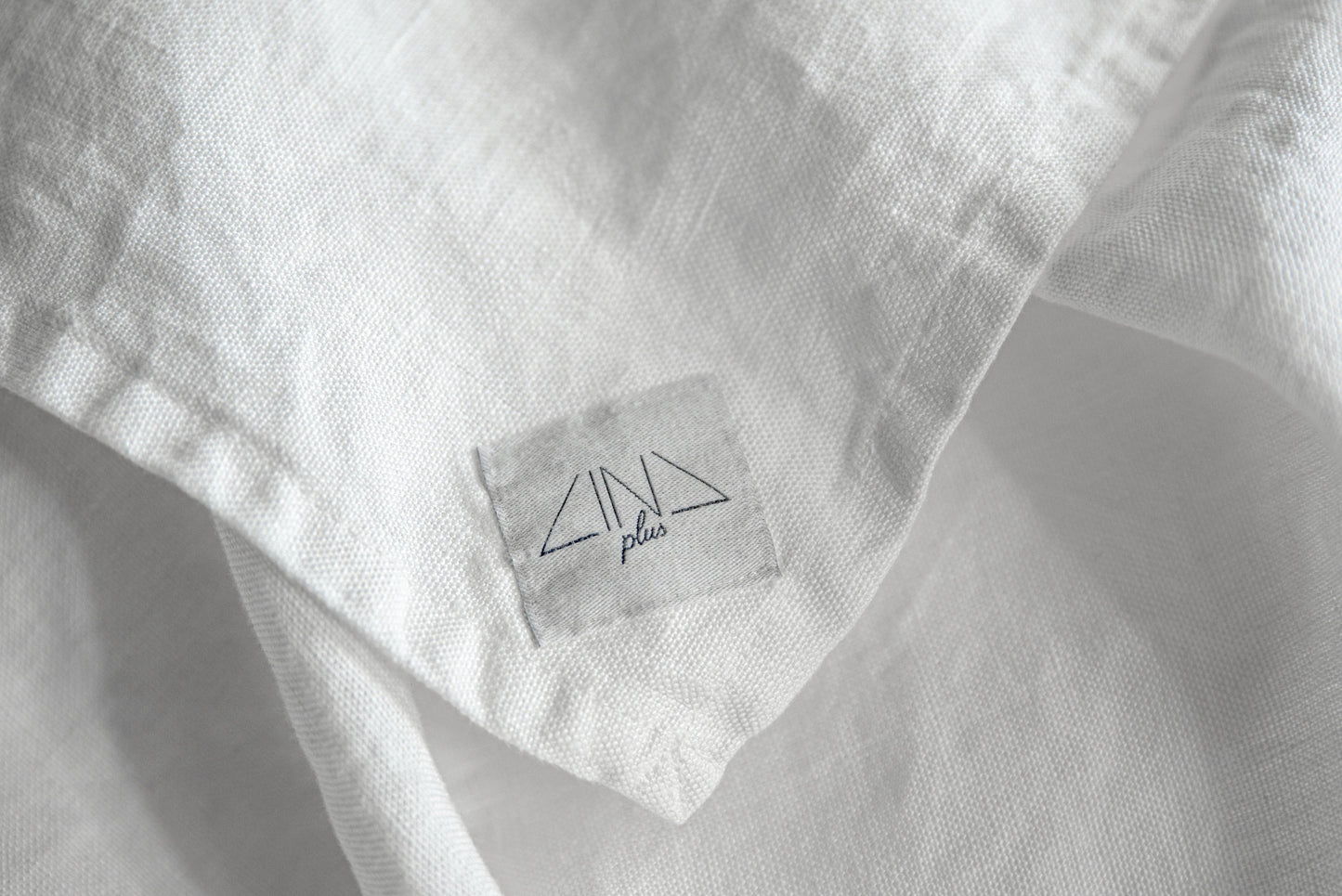 LINONATA Heavy Linen Bedspread in NEUTRAL