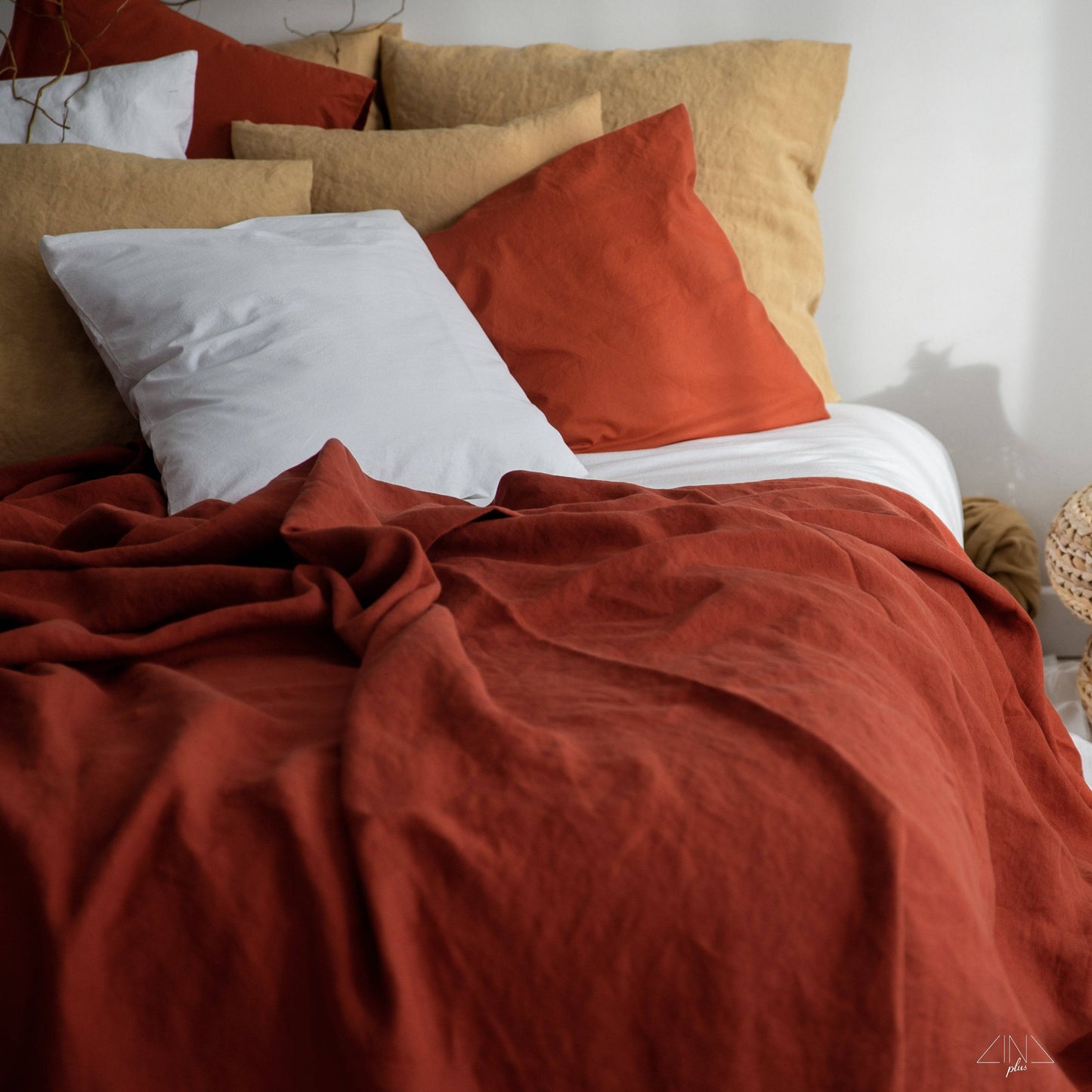 SIMPLIN Linen Throw