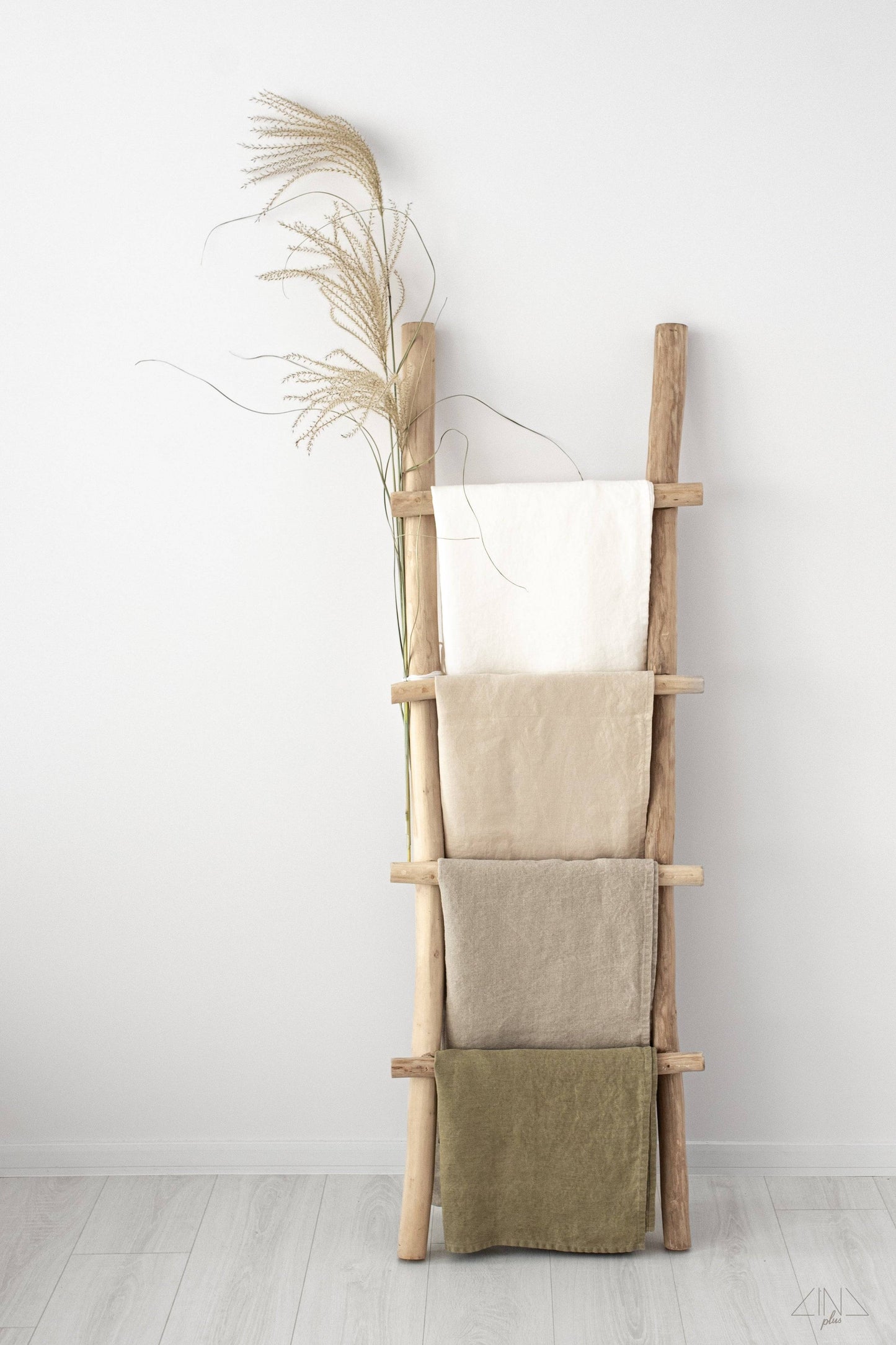 SIMPLIN Linen Throw