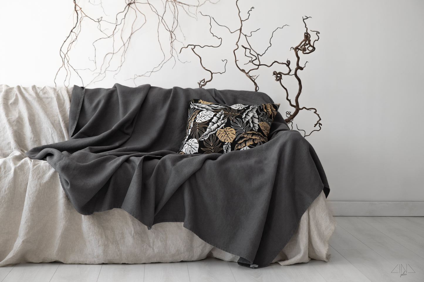 SIMPLIN Super Heavy Linen Bedspread in COLOR
