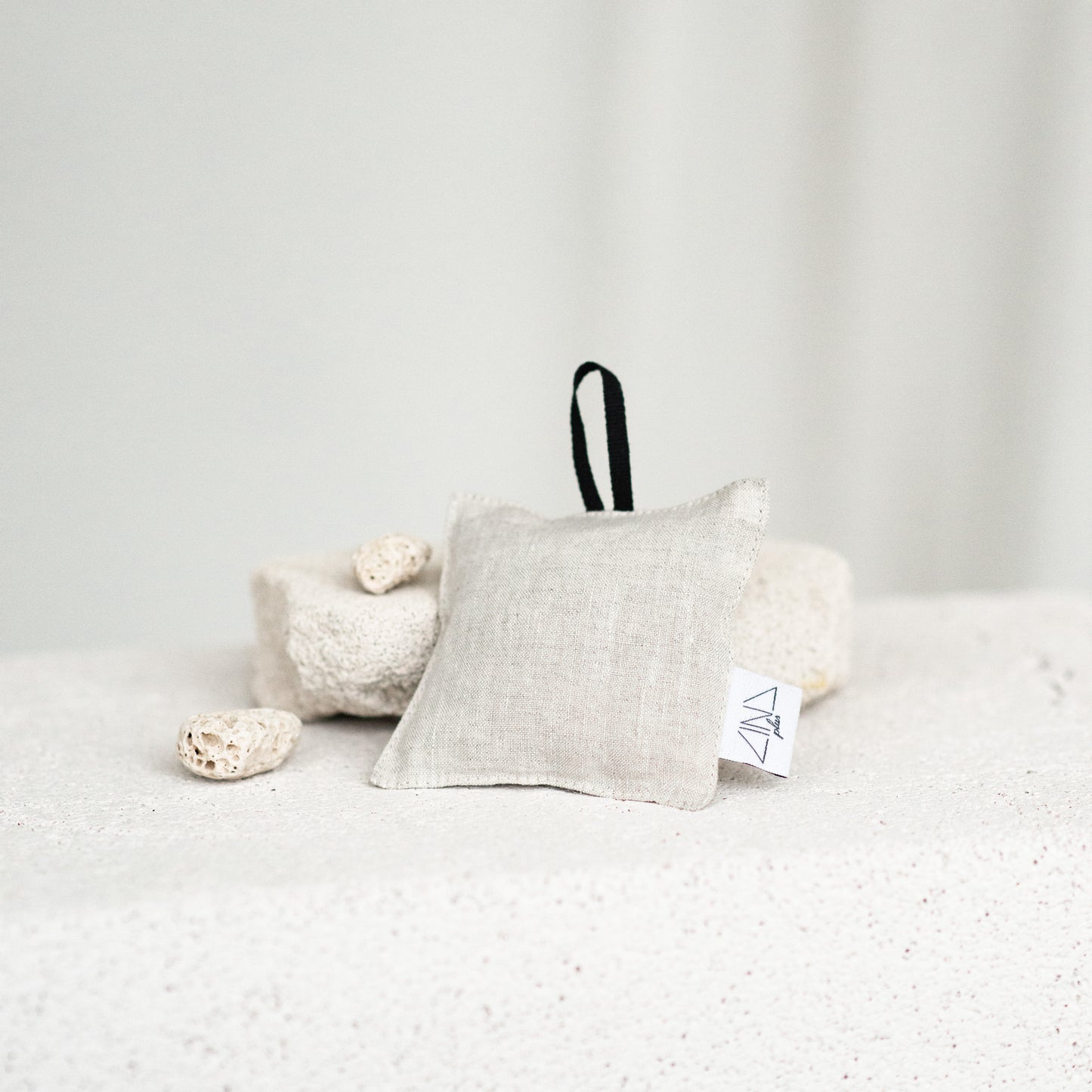 Lavender Bag in NEUTRAL