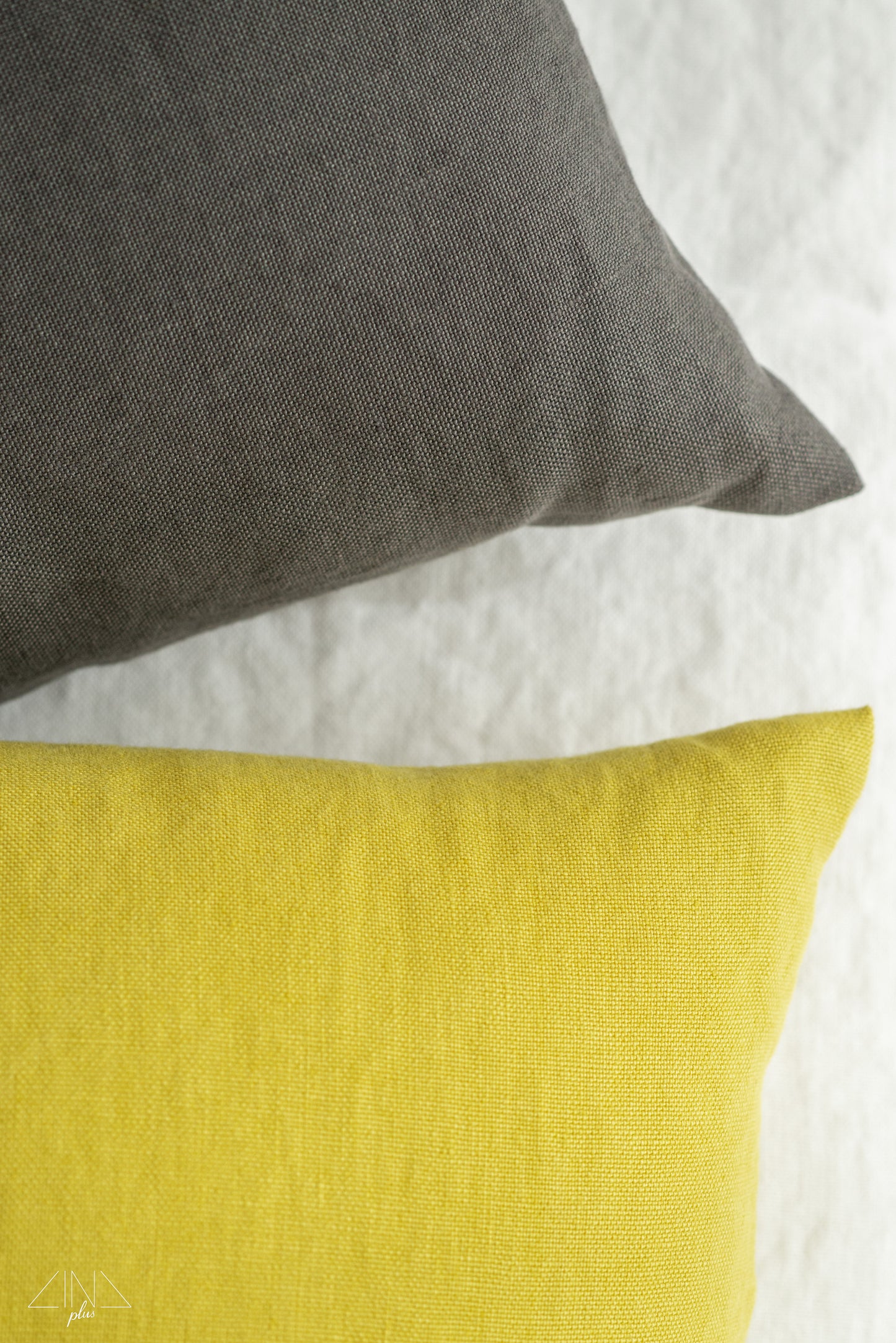 Super-Heavy Linen Pillowcase in COLOR