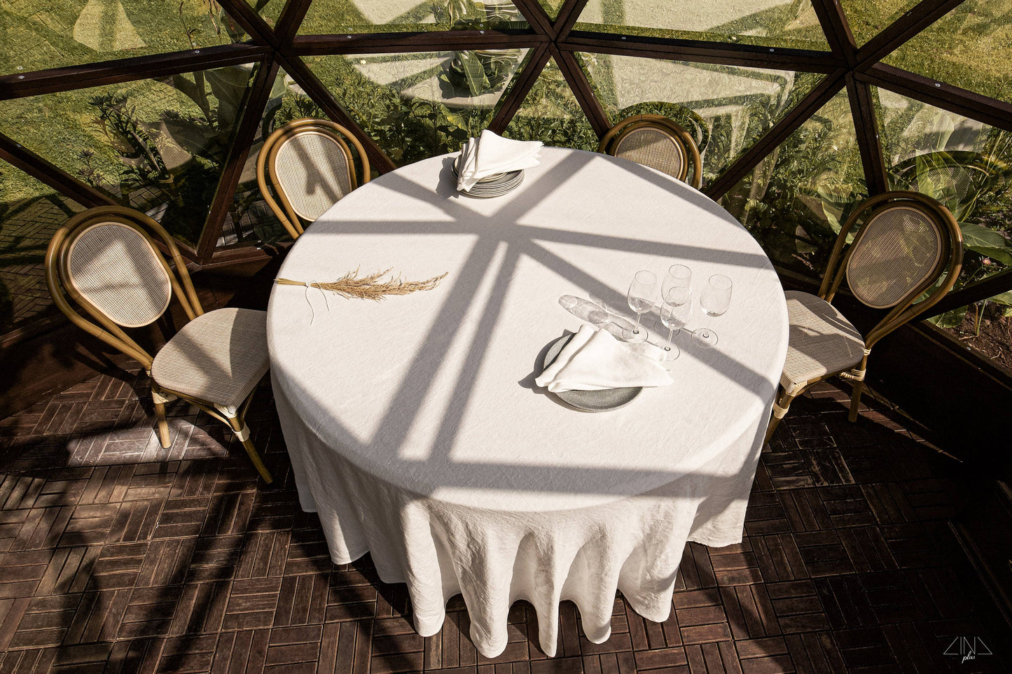 Round Heavy Linen Tablecloth in NEUTRAL