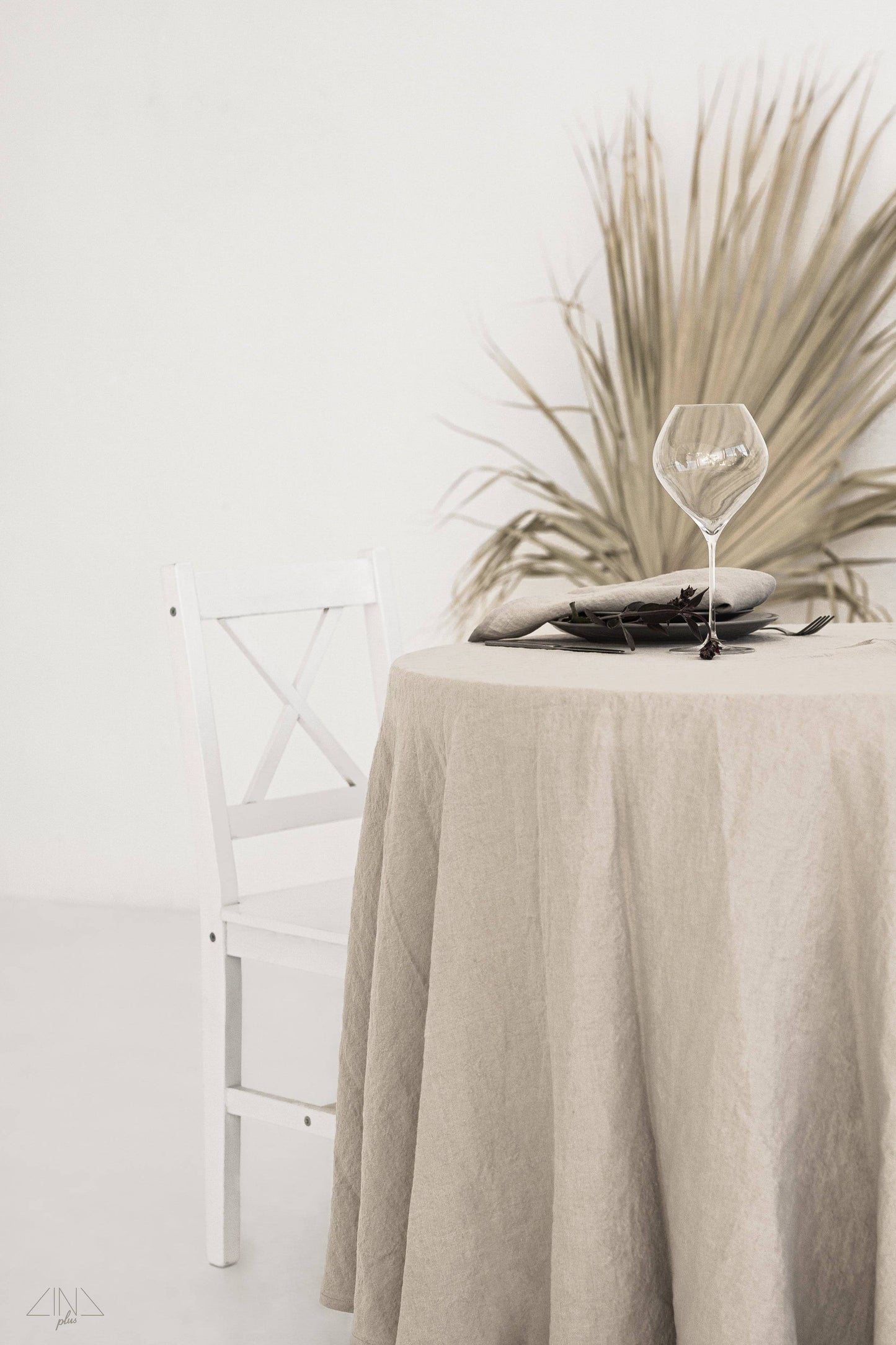 Oval Linen Tablecloth in NEUTRAL