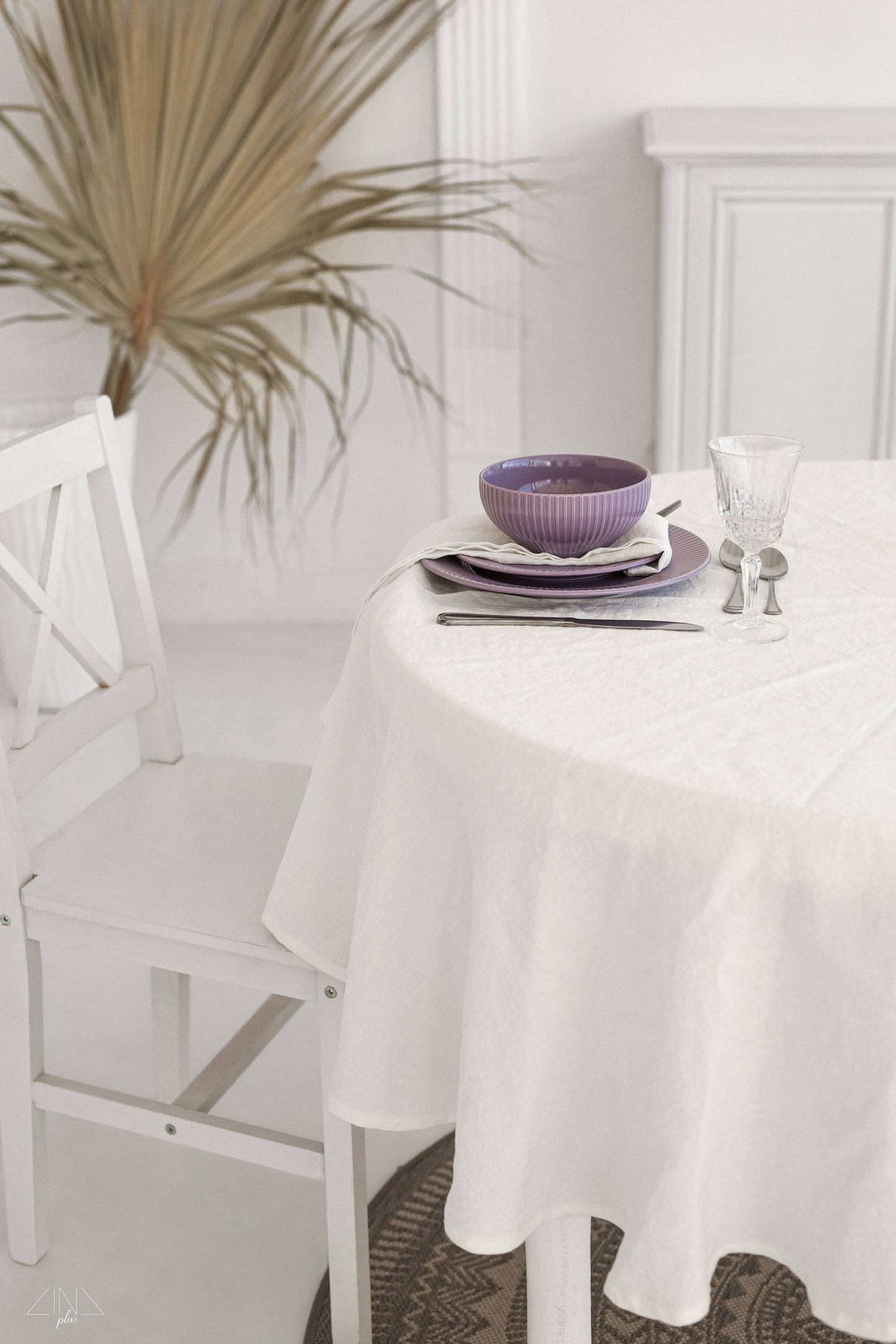 Oval Linen Tablecloth in NEUTRAL