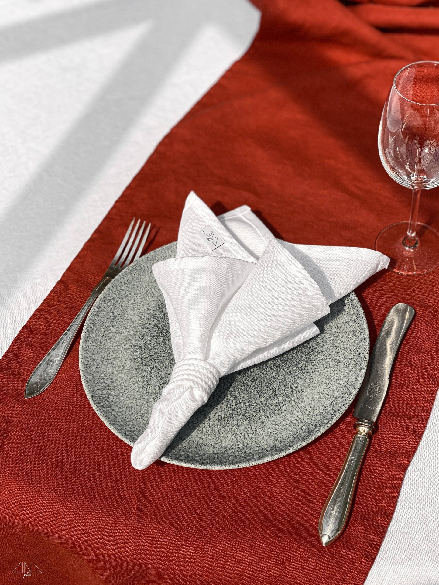 Linen-Cotton Napkin in WHITE